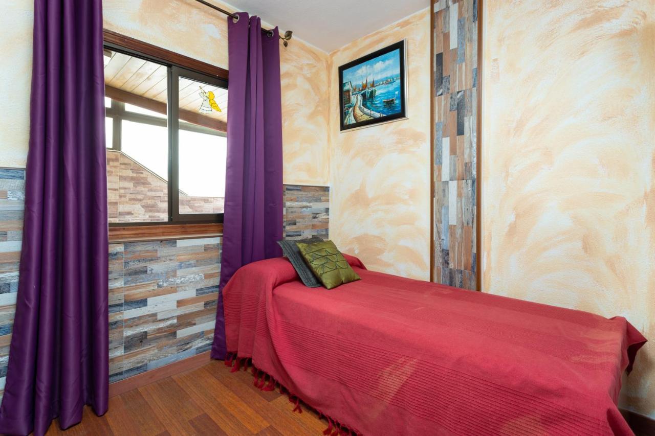 Apartamento En Primera Linea De Playa Con Aire Acondicionado أرونا المظهر الخارجي الصورة